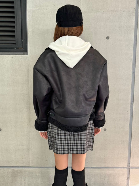 フェイクレザーボアジャケット